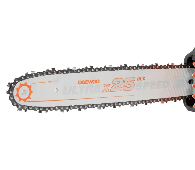 Fierăstrău cu lanț cu acumulator (fără bat) DAEWOO DACS 1642Li 400 mm 2x21 V-6